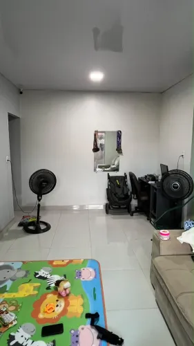 Casa a venda bem localizada