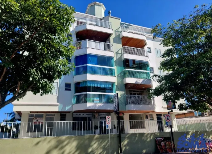 Apartamento de Temporada em Canasvieiras - Conforto e Lazer a Poucos Passos do Mar