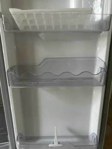 Geladeira Electrolux (com defeito)