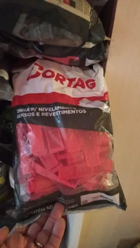 Vende se Cunhas pra nivelador de pisos