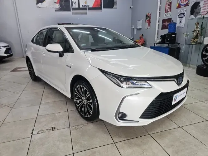 Toyota Corolla Altis Prem. Hybrid 1.8 Flex AUT 2020