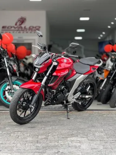YAMAHA FZ25 FAZER 2023. Localizada rua barão de Jacareí 1025 Jacareí 