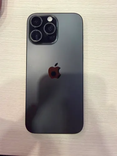 iPhone 16 Pro Max 256gb Preto