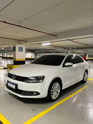 Volkswagen Jetta Highline 2.0 TSI 16V 4P Tiptronic 2014