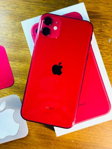 Celular iPhone 11