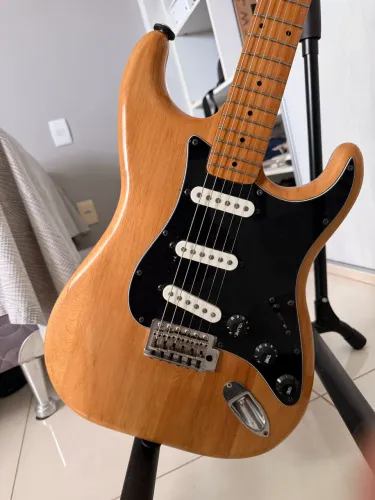 Guitarra Giannini Stratosonic 1978 captação Perfect Tone