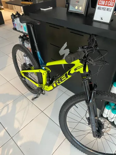 Bicicleta Trek top fuel 8 