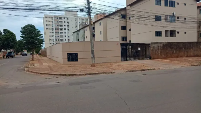 Apartamento para aluguel possui 45 metros quadrados com 2 quartos