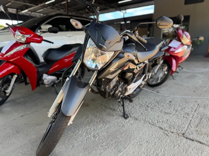 Honda Titan 160 Flexone 40 Anos 2023/2024 - Baixa KM