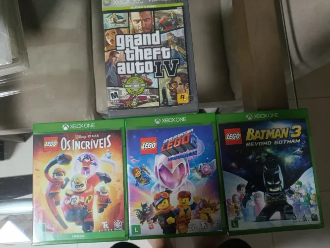 Jogos x box one vc escolhe 2 por 100 reais ou 70 separado Gta retrocompativel 
