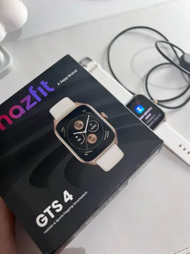 Smartwatch Amazfit GTS 4 (não é o mini)
