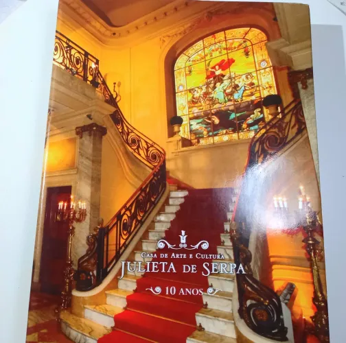 Livro casa de arte e cultura Julieta de Serpa 10 anos