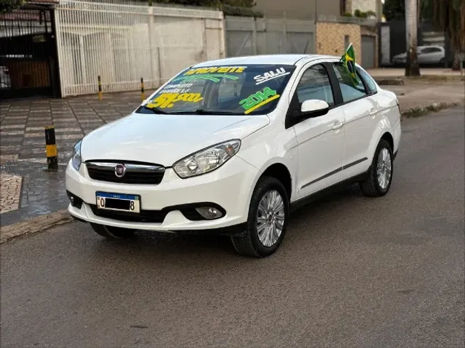 Fiat Grand Siena Essence 1.6 Flex 16V 2014