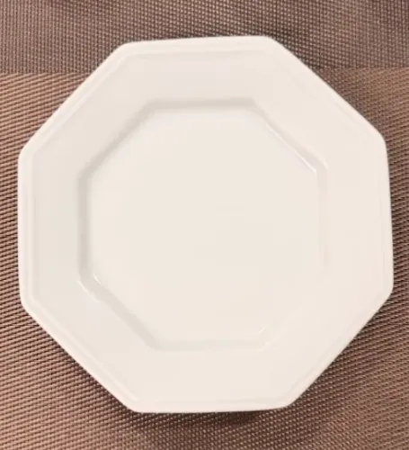 4 unidades pratos rasos, porcelana schmidt, cor branca, modelo prisma