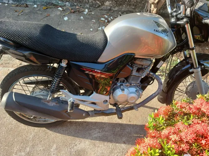 Alugo locação moto
