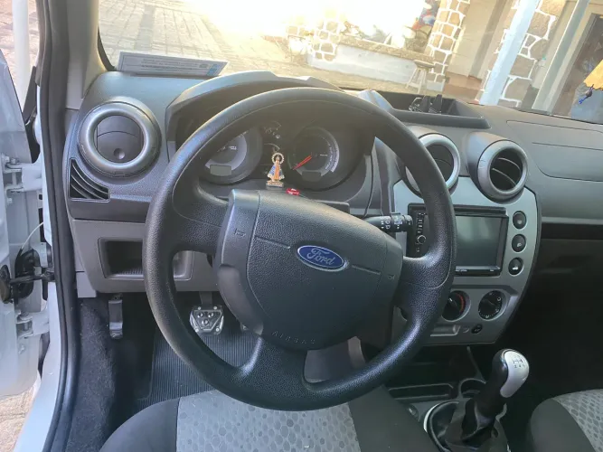 Ford Fiesta 1.6 8V Flex/class 1.6 8V Flex 5P 2013