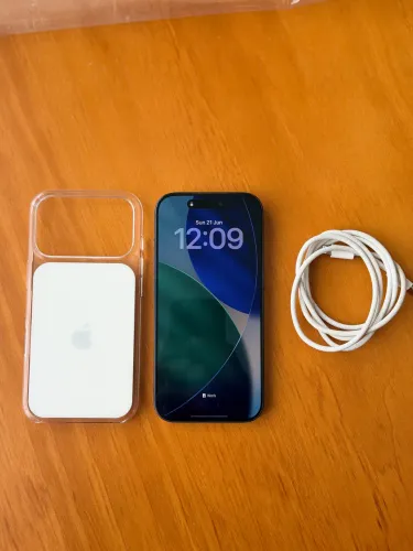 Iphone 17 pro Azul 256gb -Garantia Nov/26