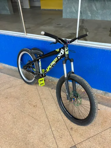 Vende-se gios 4trix 2025 zera