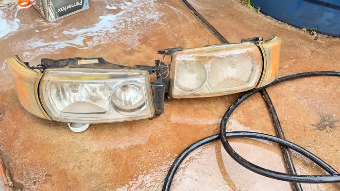 FAROL SCANIA