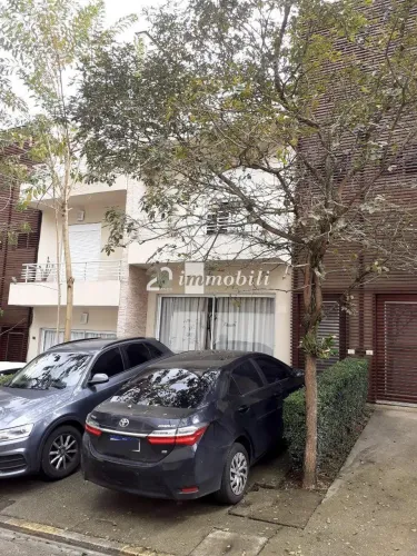 Casa à venda em Cotia, Granja Viana, com 4 quartos, com 142 m², Condominio Belfiore