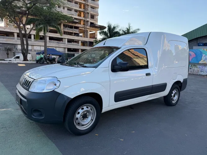 Fiat Fiorino Furgão Work. Hard 1.4 Flex 8V 2P 2019