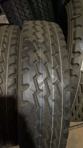 Vendo par Pneu Númeracao 295