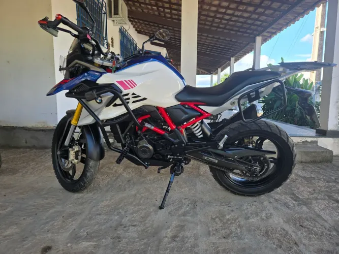 Bmw310gs 2024,revisada,garantia de fábrica,novíssima é pegar e viajar.Cel: *76