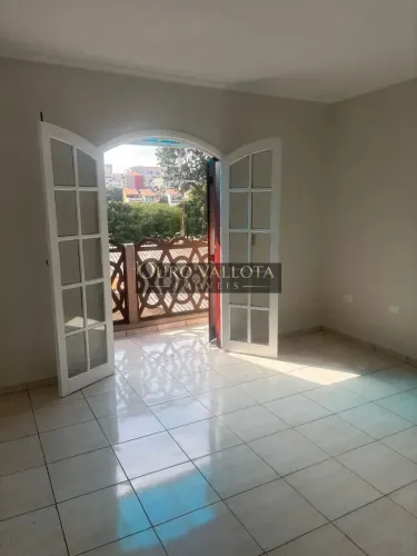 Sobrado para locação por R$ 1.800,00 na Rua Almirante Alexandrino, Vila Invernada, São Pau