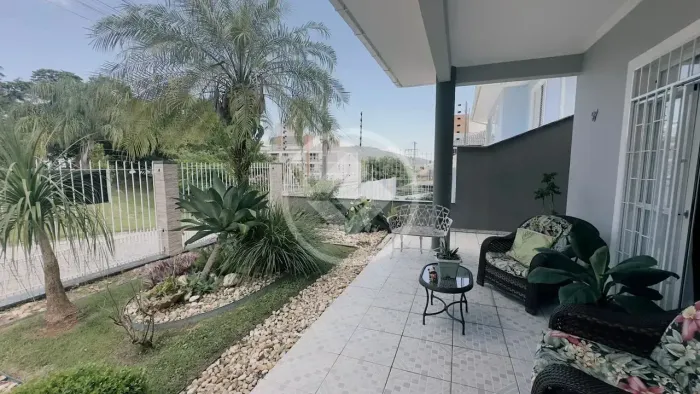 FCS-Casa alto padrão no Itacorubi