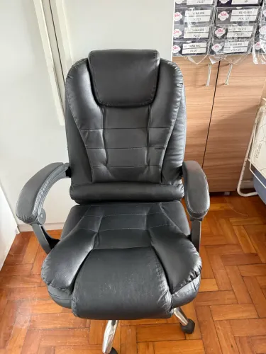 Cadeira Executiva Premium COURO ECOLÓGICO · BASE CROMADA · RECLINÁVEL