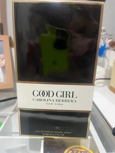 Good girl Carolina Herrera a original