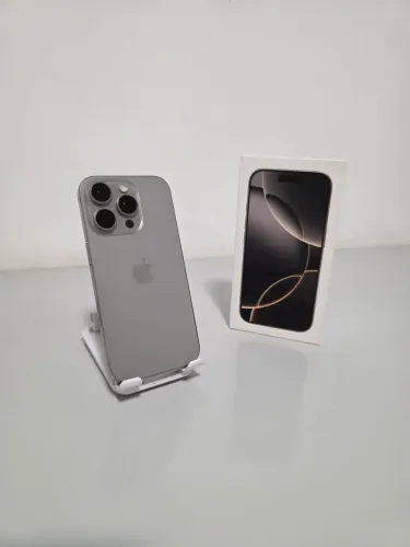 iPhone 16 Pro 256GB Titânio Natural | Perfeito Estado | Bateria 92%
