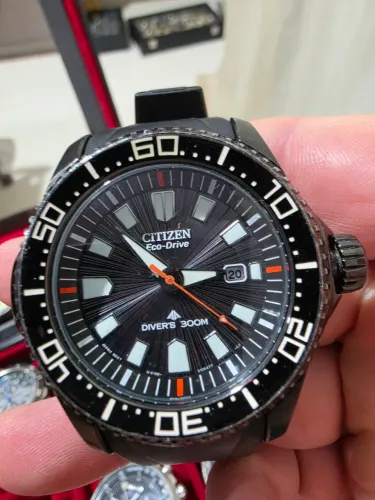 Citizen diver 300m