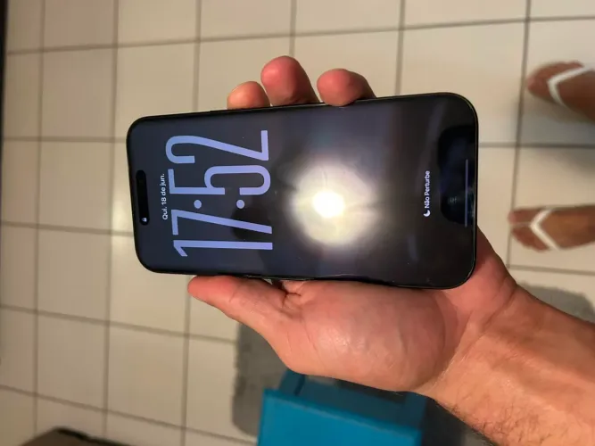 Troco iPhone 16 pro Max 256gb por S26 Ultra (aberto a negociações)
