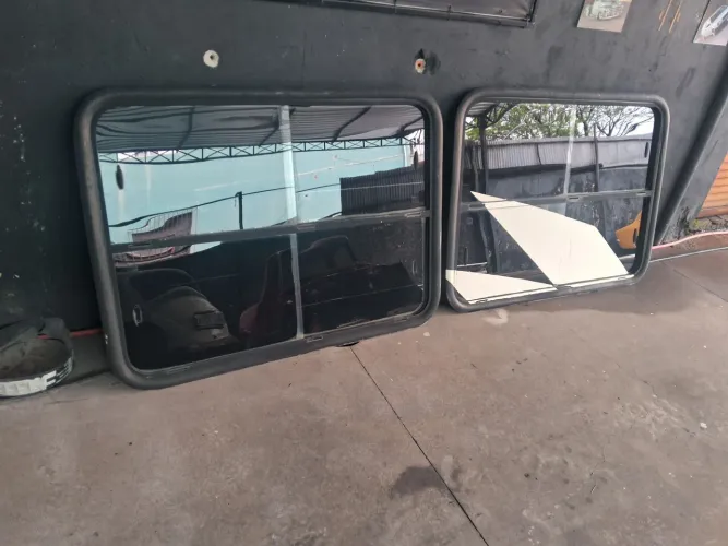 Janelas de vidro para ônibus Mercedes-benz, tenho 9 Janelas
