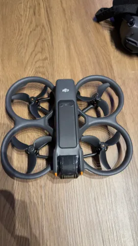 DJI Neo Fly More Combo + Goggles N3 + Motion 3 - Estado de Novo