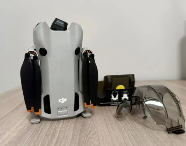 DRONE DJI MINI 4 PRO + RC 2 + 1 BATERIA