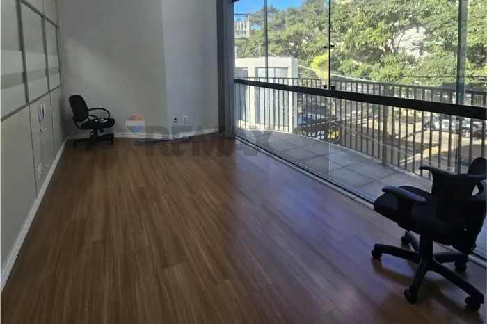 Sala comercial 38m2 para locação