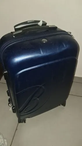 Mala azul