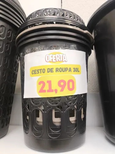 Cesto de Roupa Telado 30L