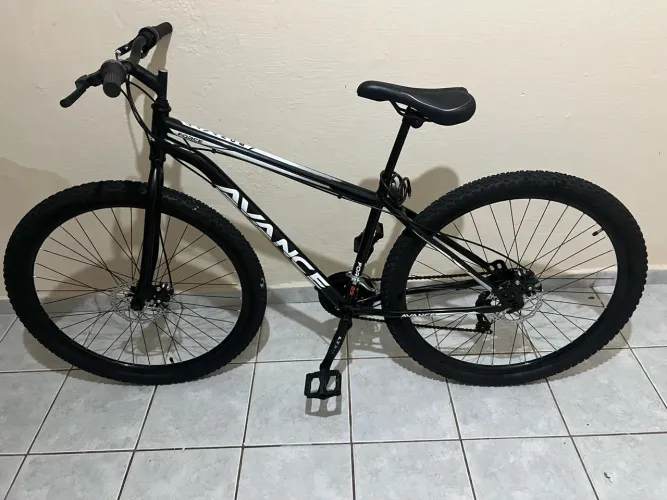 Bicicleta Aro 29 MTB Bike Advance Branca - Seminova