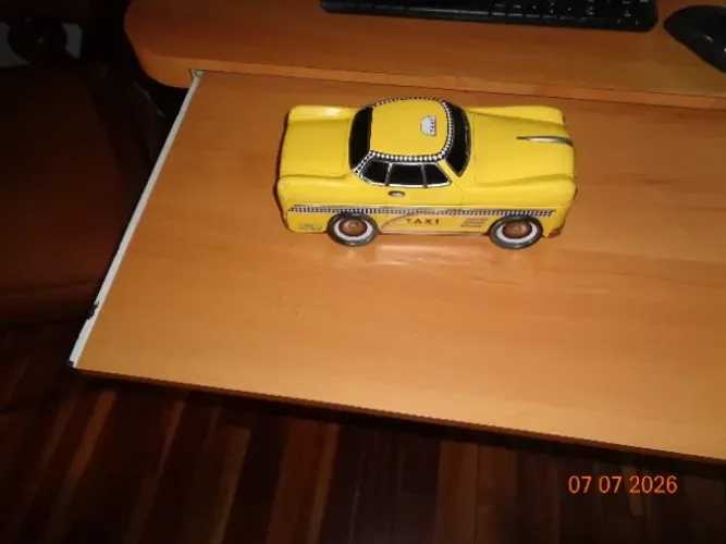 Lata de Biscoitos Vazia Vintage Táxi Amarelo