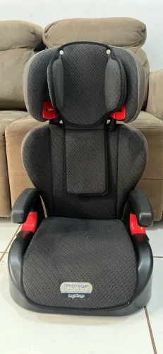 Cadeirinha de carro 15 a 36 kg 