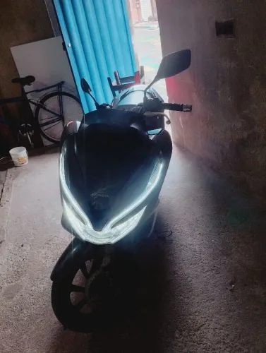 PCX valor 14000