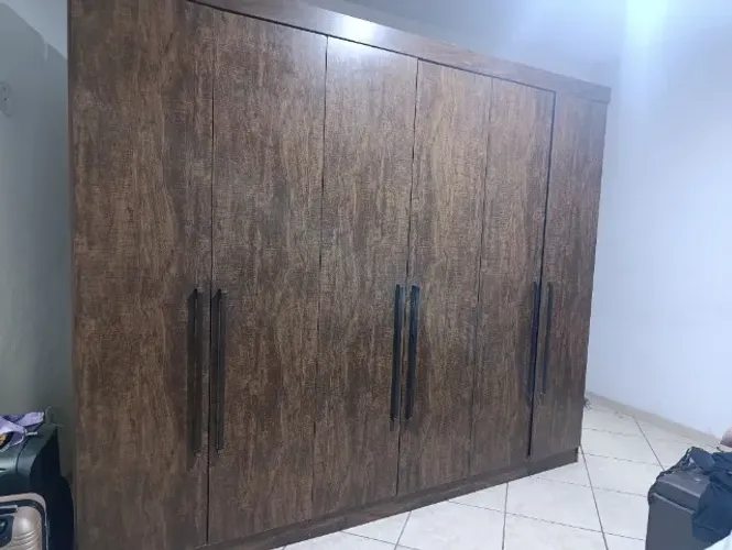 Guarda roupa