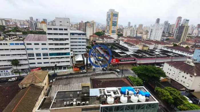 Ótimo aprto, mobiliado de 1 dorm( suite_) lavabo, sala cozinha e sacada gourmet. 1 vaga de
