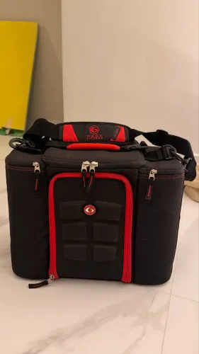 BOLSA TÉRMICA INNOVATOR 500 PRETA - SIX PACK FITNESS