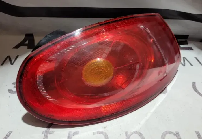 Lanterna traseira direita Fiat Bravo