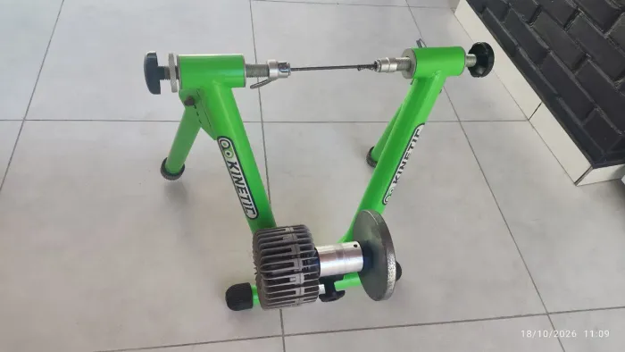 Rolo de treino hidraulico Kinetic road machine
