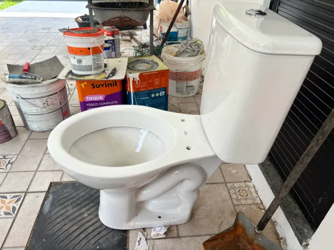 Vaso com caixa acoplada